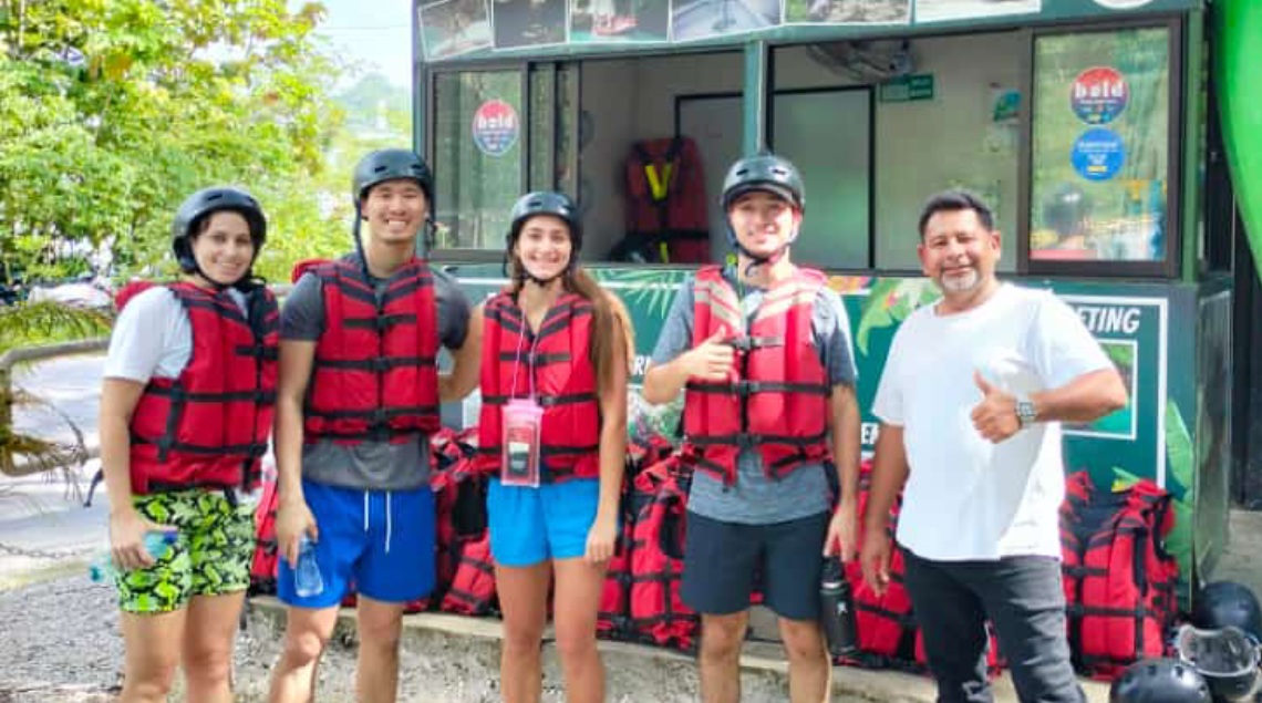 Urbanito Transporte Tour Rafting Rio Claro, Doradal